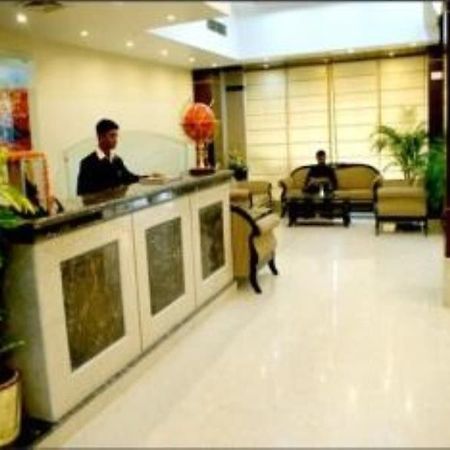 Hotel New Temples Town Varanasi Esterno foto